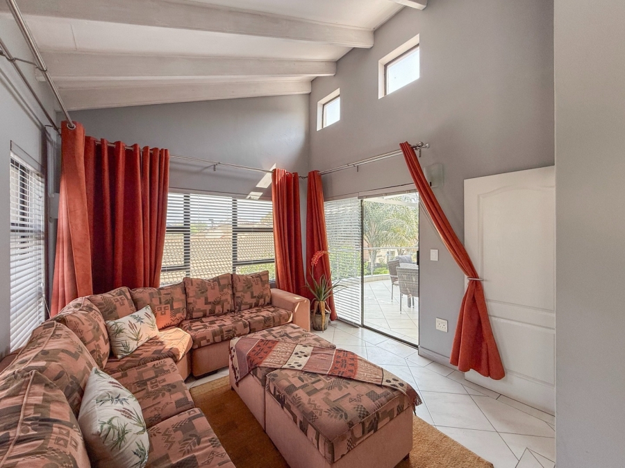 7 Bedroom Property for Sale in Melodie North West